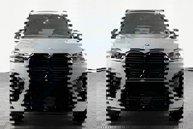 Vehicle image 2 of 34