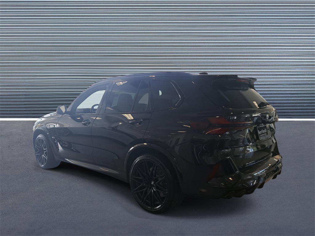 Vehicle image 4 of 34
