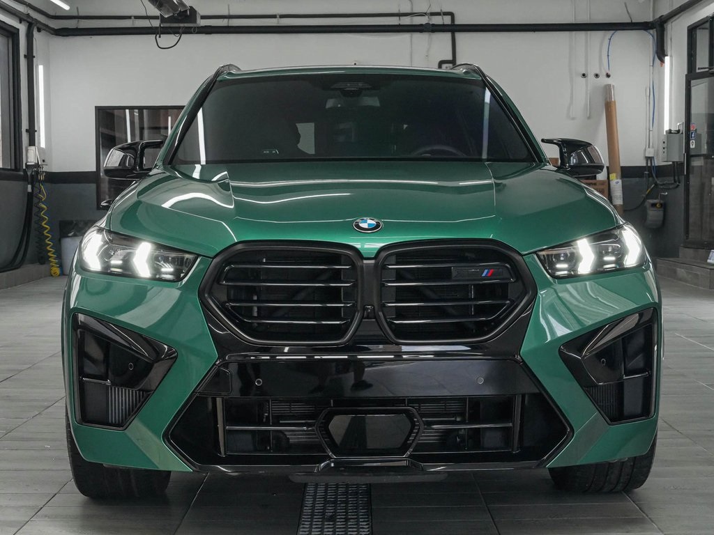 Vehicle image 2 of 39