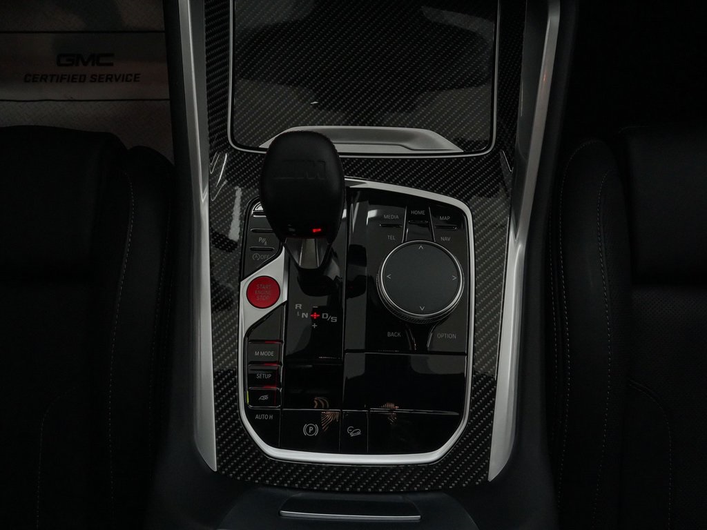 Vehicle image 25 of 39