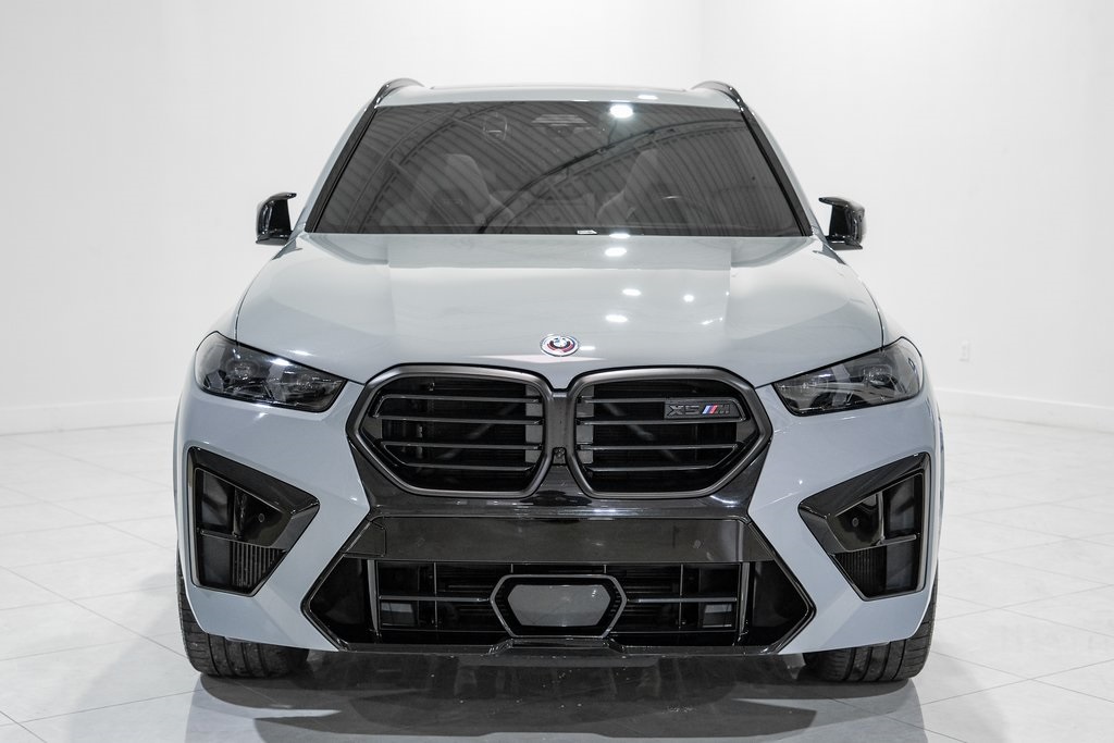 Vehicle image 2 of 62