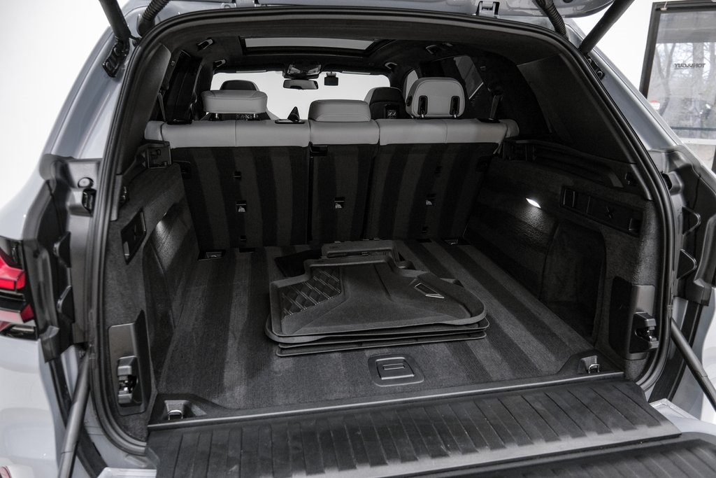 Vehicle image 55 of 62