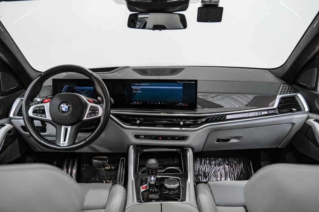 Vehicle image 14 of 62
