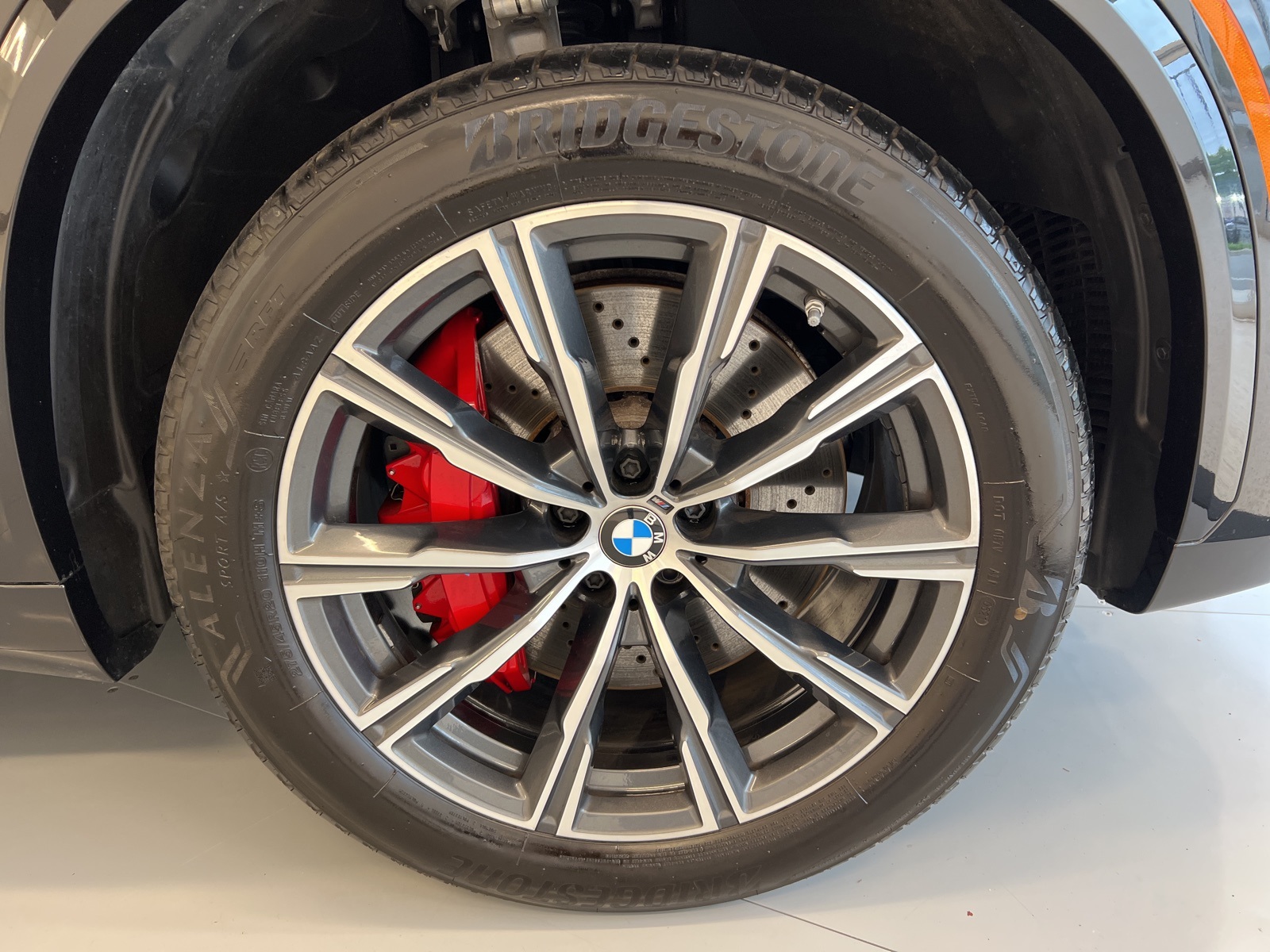 Vehicle image 70 of 72