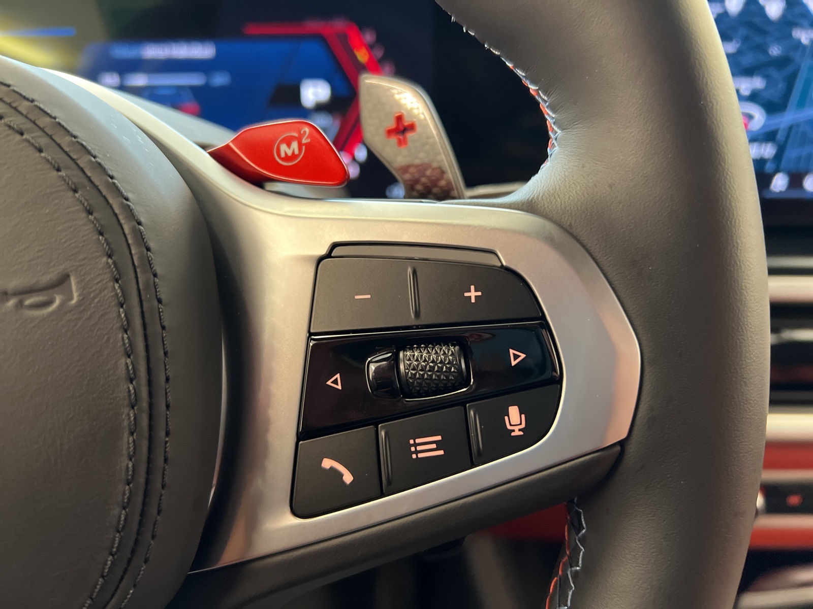 Vehicle image 21 of 72