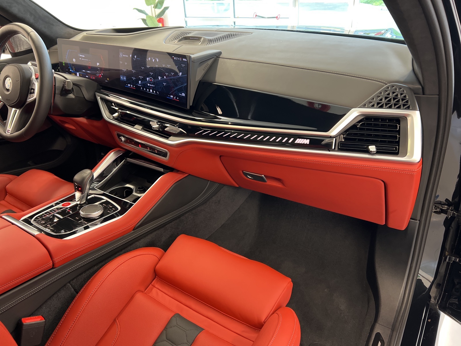 Vehicle image 57 of 72