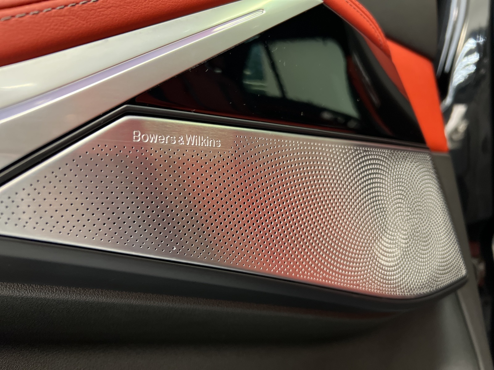 Vehicle image 48 of 72