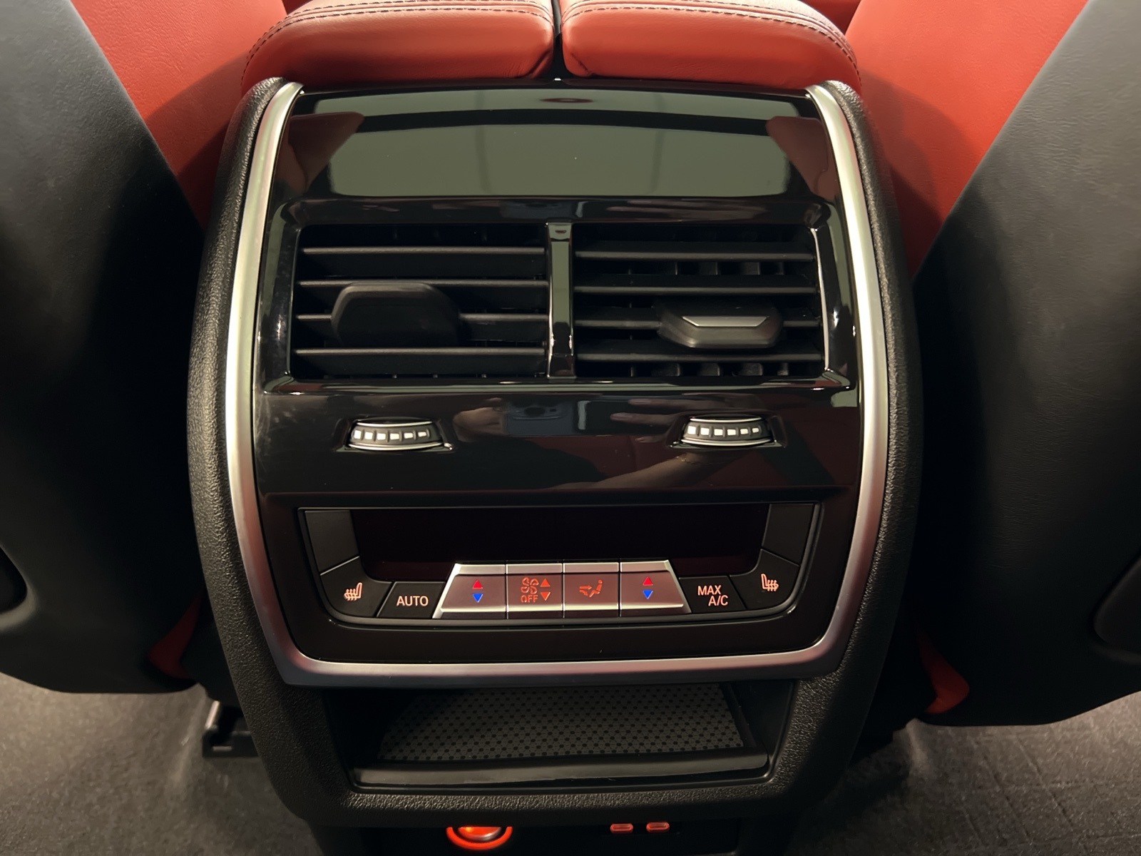 Vehicle image 45 of 72