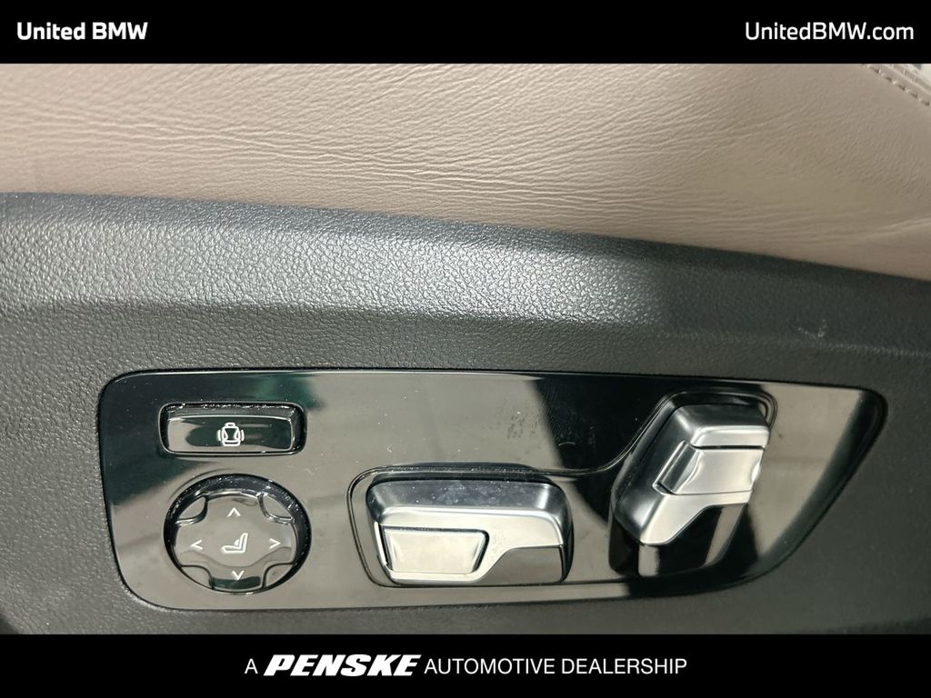 Vehicle image 23 of 23