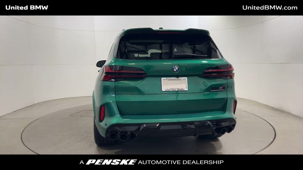 Vehicle image 7 of 23