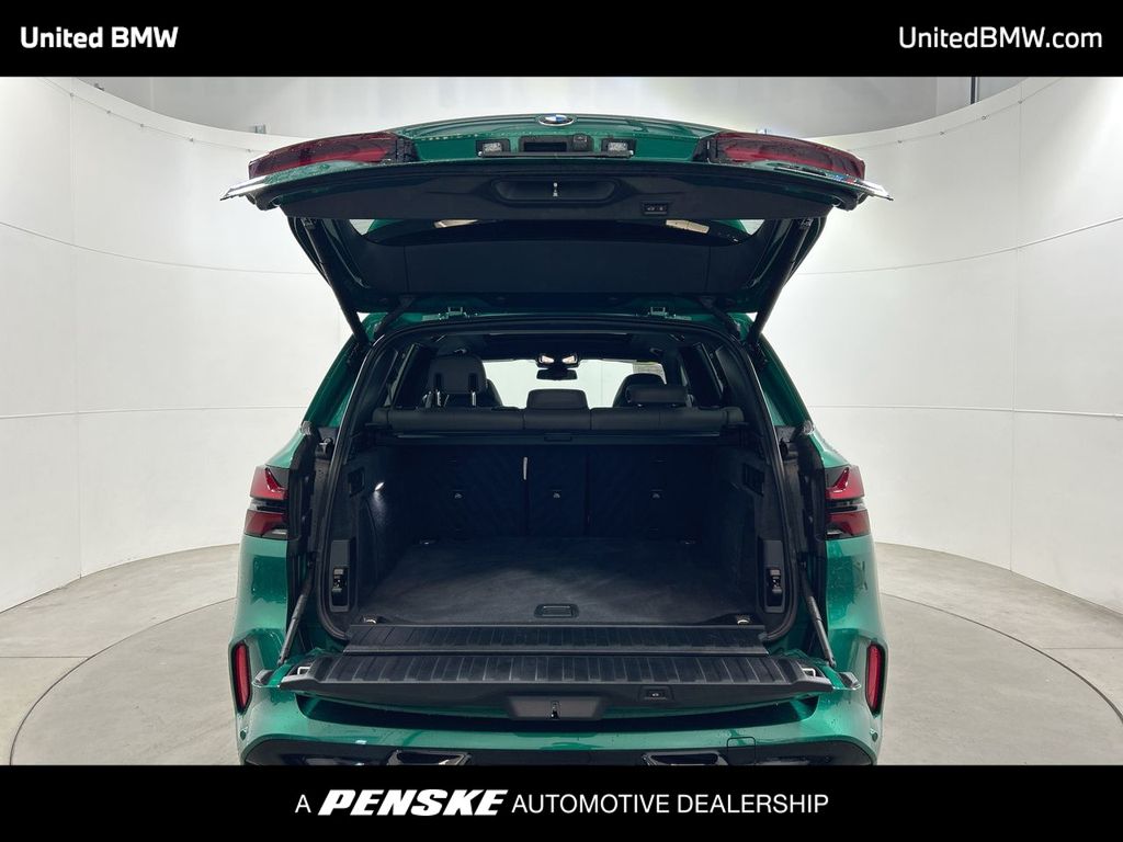 Vehicle image 8 of 23