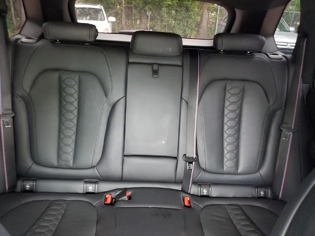 Vehicle image 14 of 32