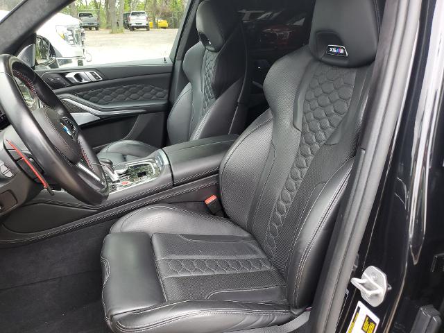 Vehicle image 20 of 32