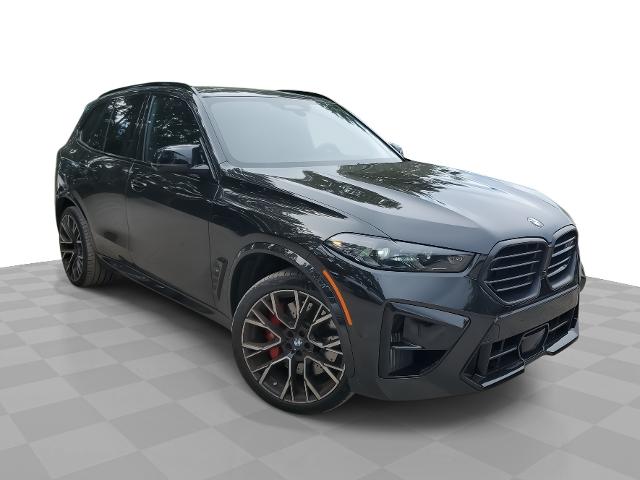 Vehicle image 4 of 32