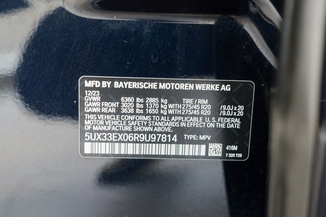 Vehicle image 60 of 70
