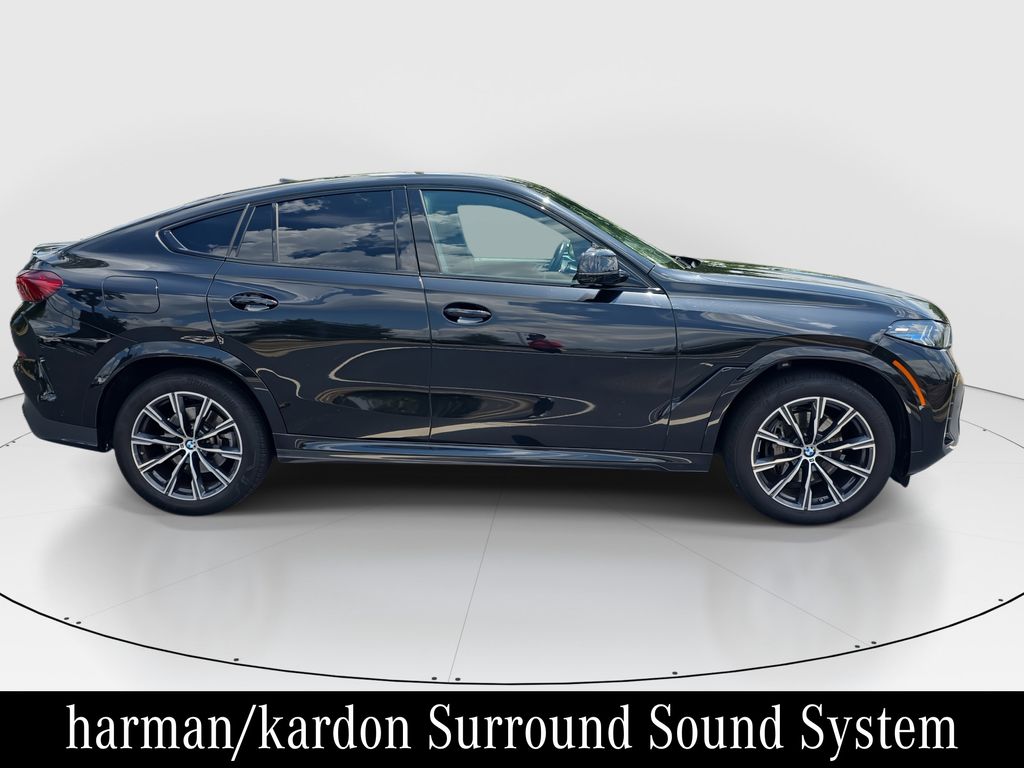 Vehicle image 6 of 40