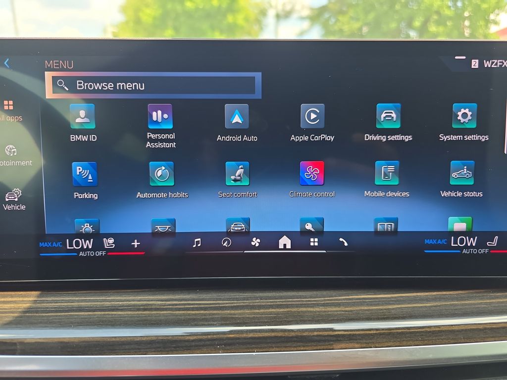 Vehicle image 24 of 40