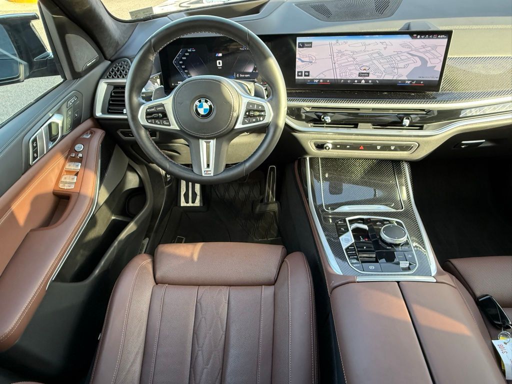 Vehicle image 10 of 37