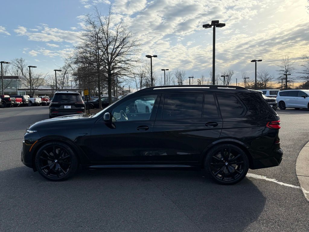 Vehicle image 8 of 37