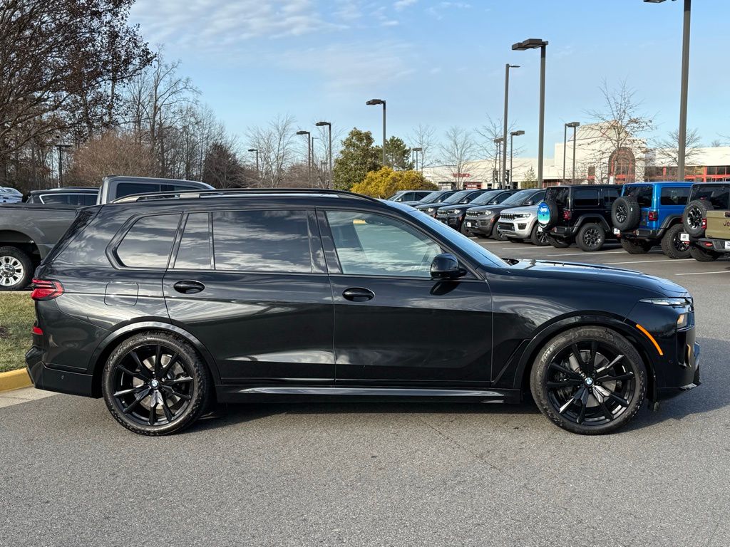 Vehicle image 5 of 37
