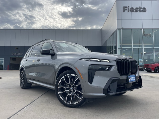 Vehicle image 3 of 25