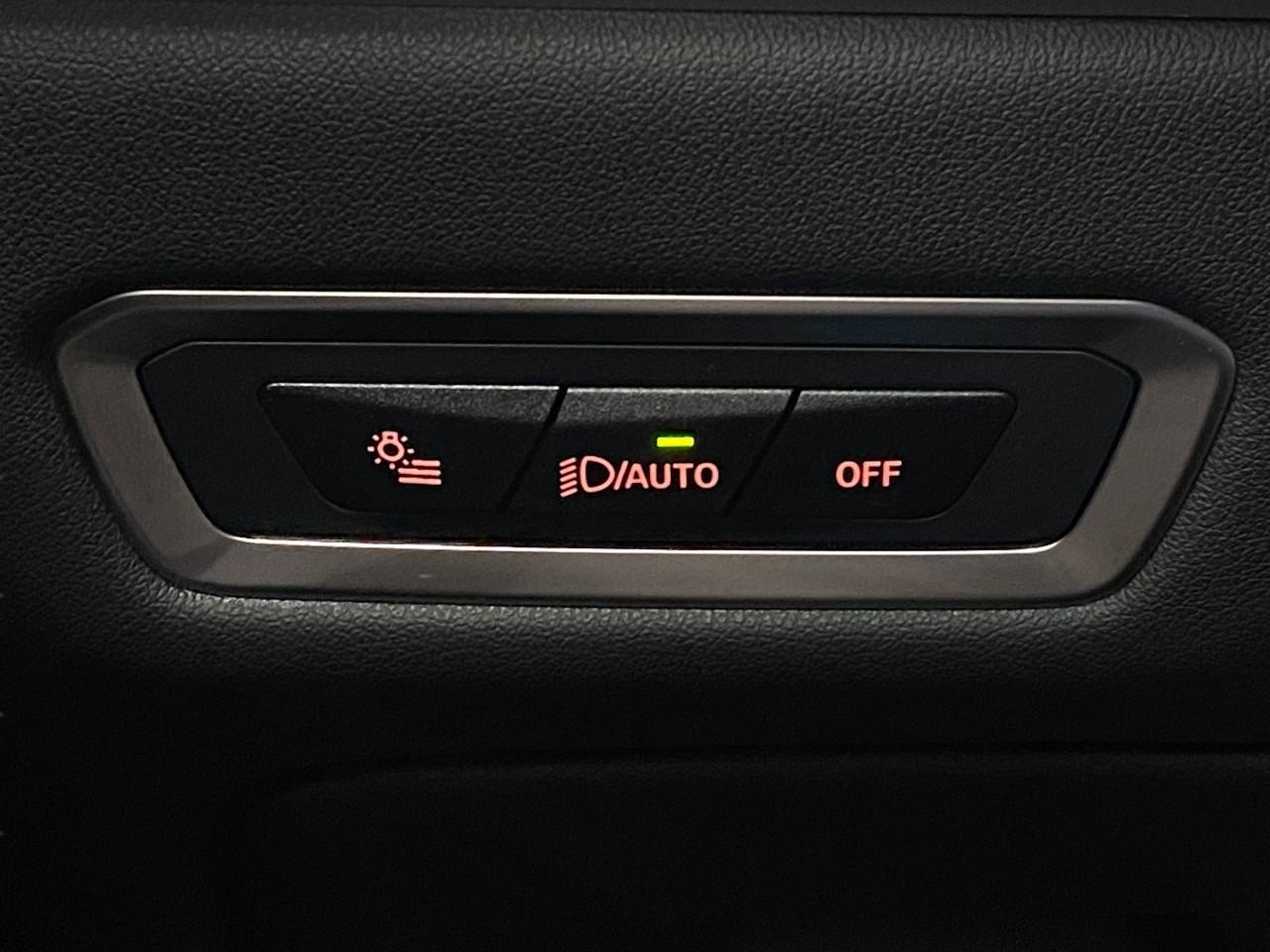 Vehicle image 23 of 39