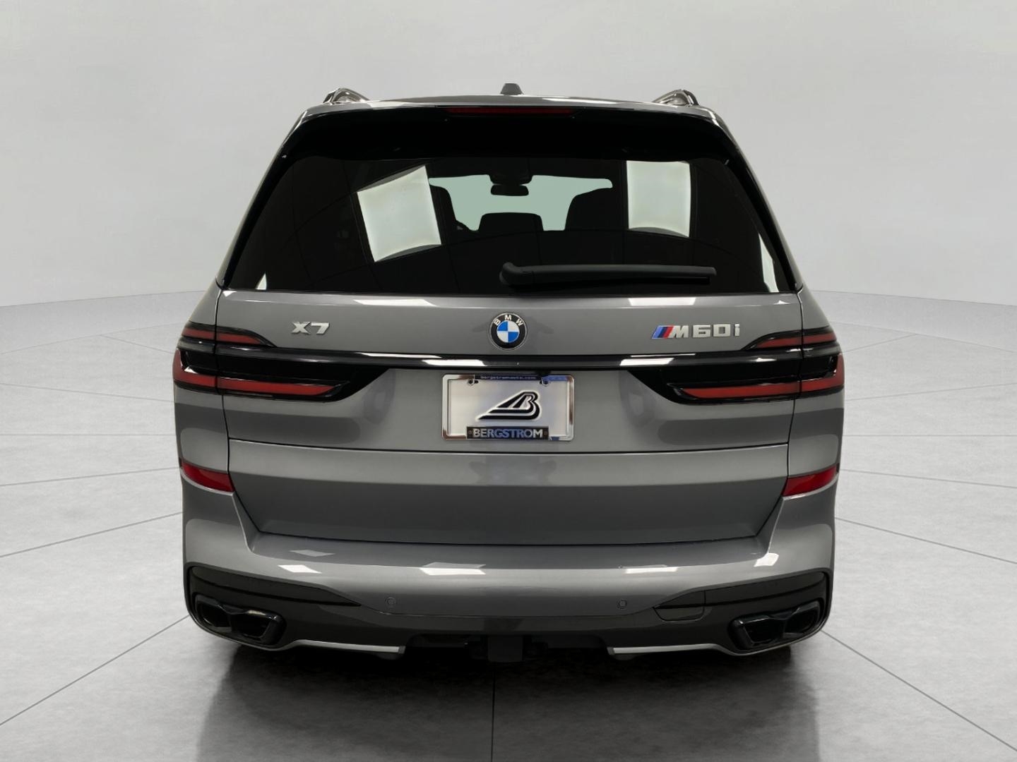 Vehicle image 7 of 39