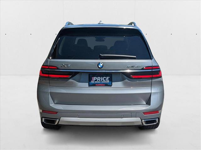 Vehicle image 5 of 24