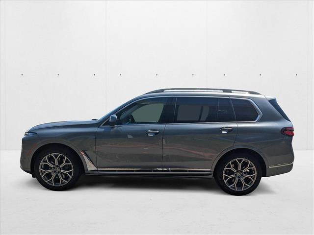Vehicle image 7 of 24