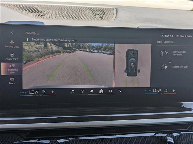 Vehicle image 19 of 24