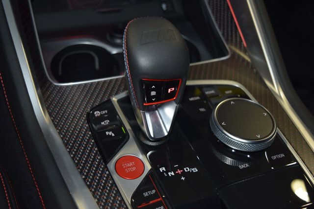 Vehicle image 20 of 30