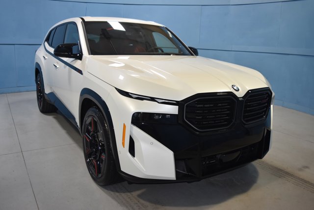 Vehicle image 2 of 30