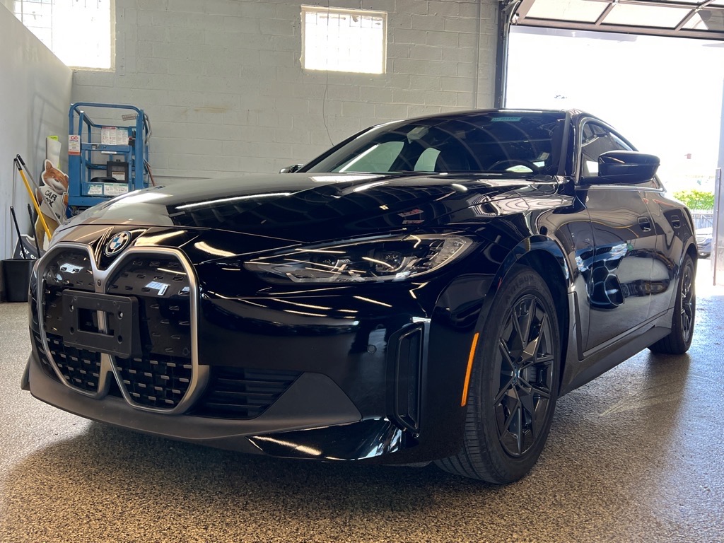 Vehicle image 1 of 25
