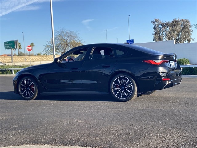 Vehicle image 9 of 24
