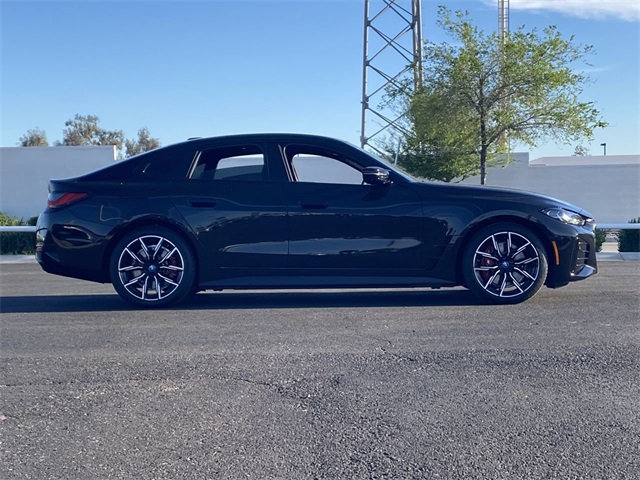 Vehicle image 6 of 24