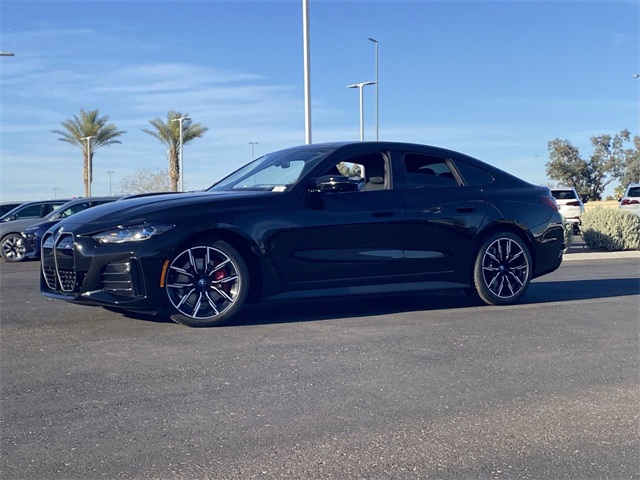Vehicle image 3 of 24