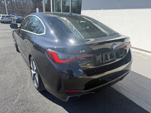 Vehicle image 6 of 15