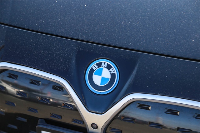 2024 BMW i4 xDrive40 Image 25 of 25