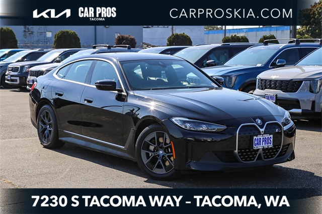 2024 BMW i4 xDrive40 Image 4 of 25