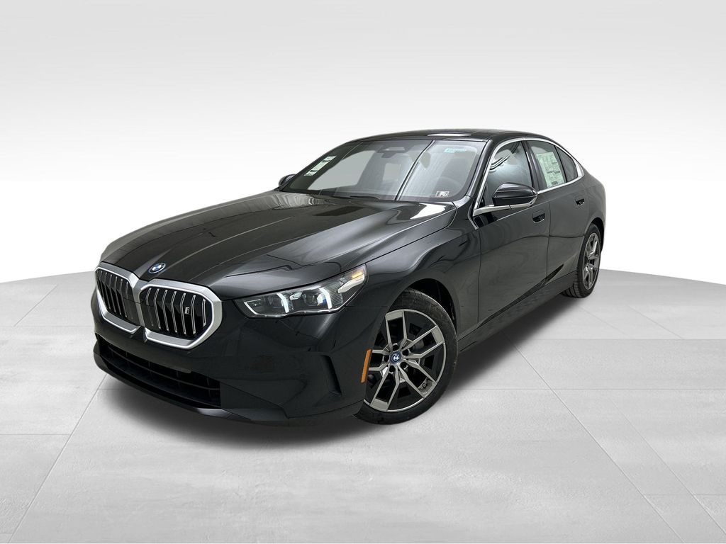 Vehicle image 2 of 29
