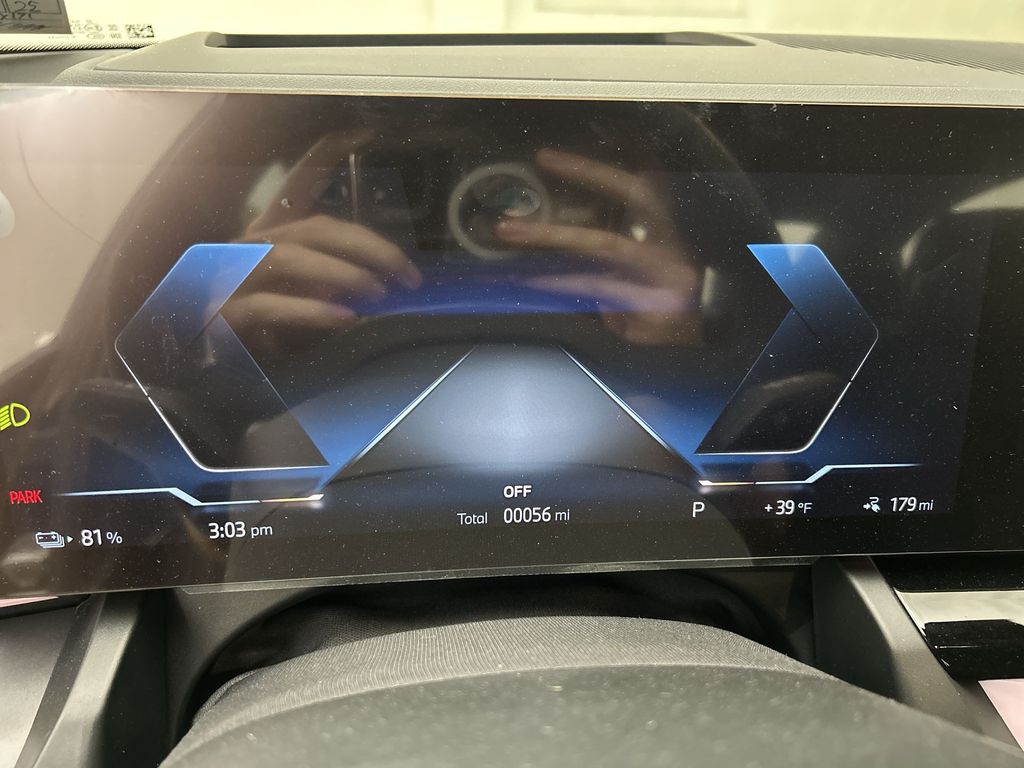Vehicle image 16 of 29