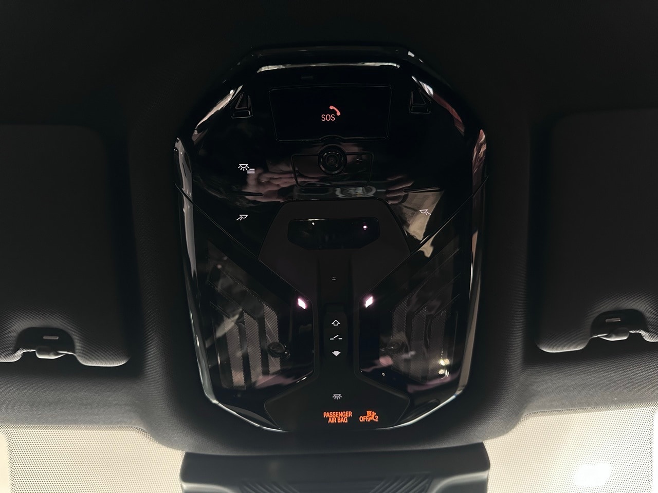 Vehicle image 26 of 38