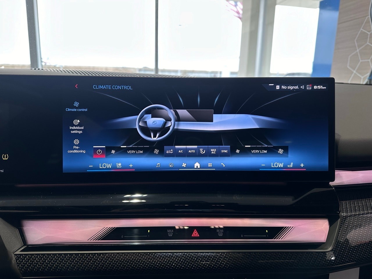 Vehicle image 22 of 38