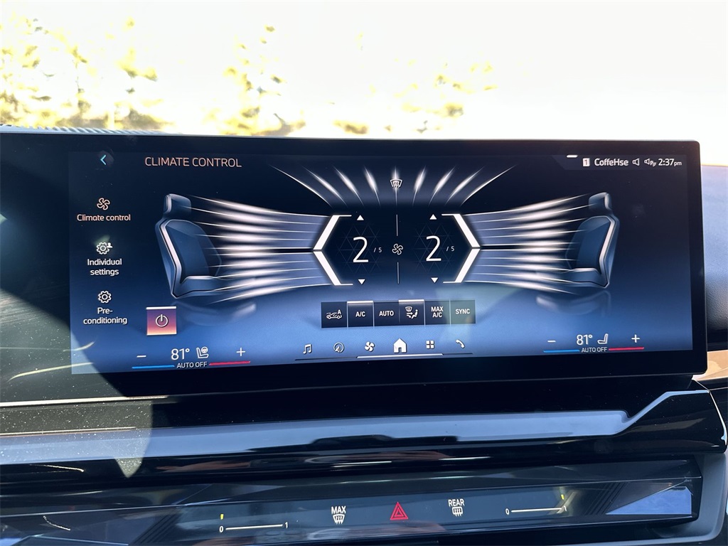 Vehicle image 20 of 29