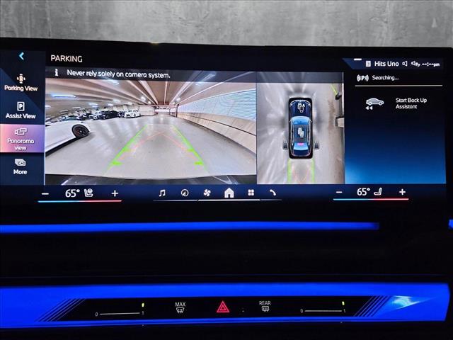 Vehicle image 13 of 17
