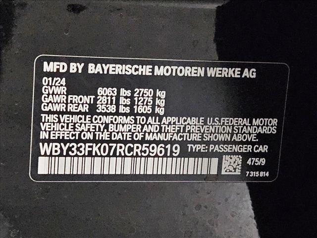 Vehicle image 17 of 17