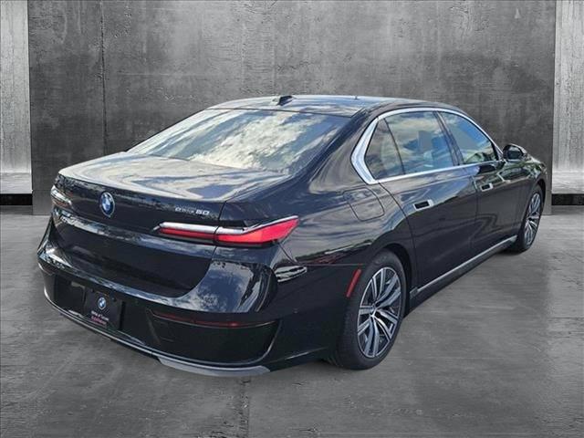 Vehicle image 3 of 17