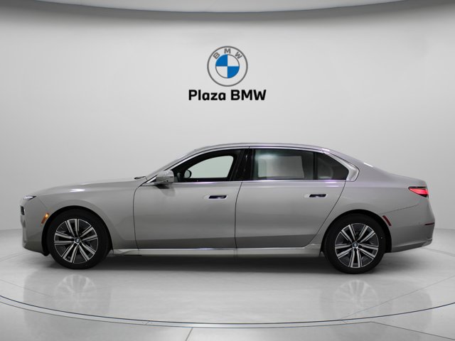 Vehicle image 6 of 33