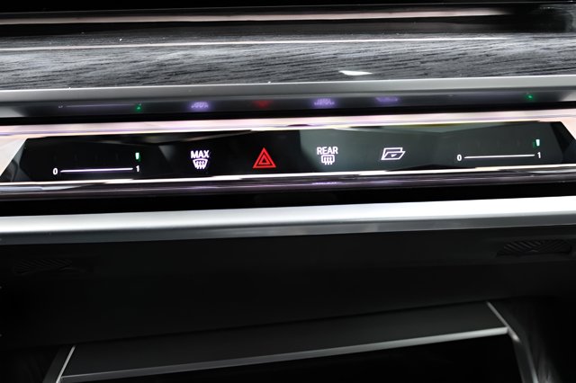 Vehicle image 20 of 33