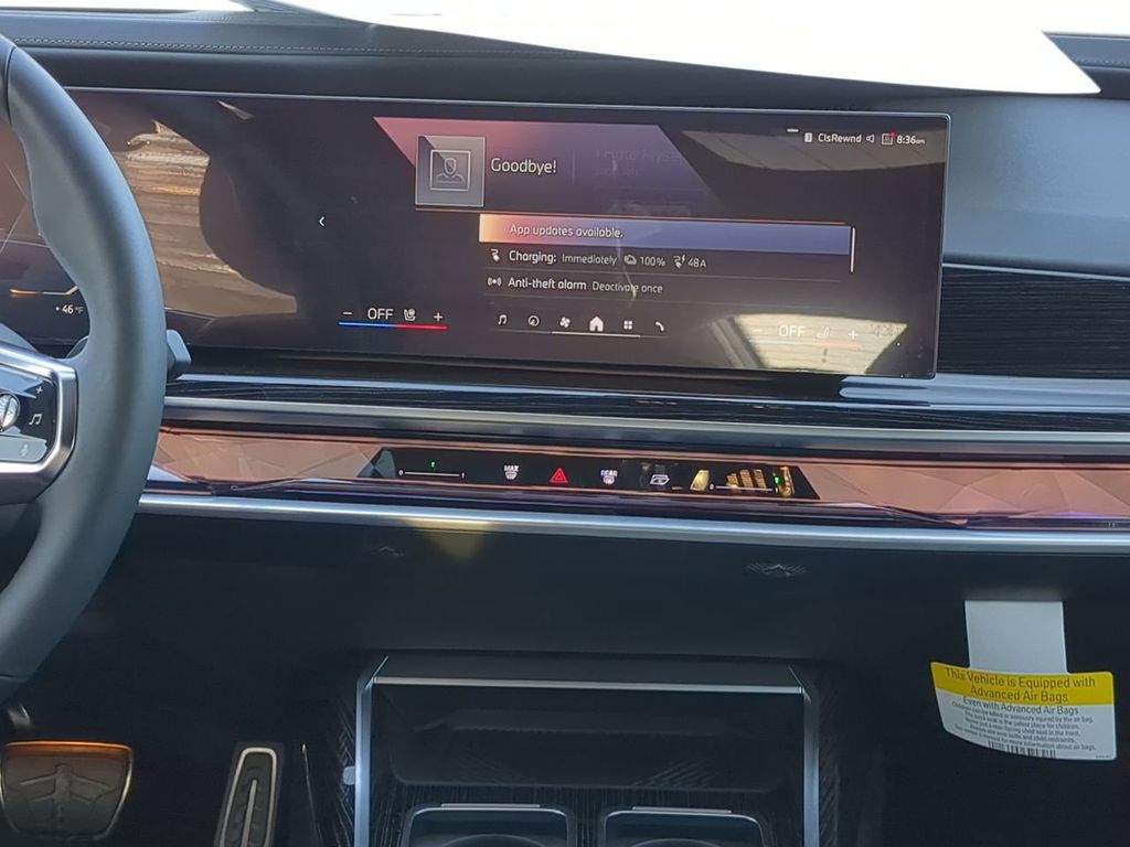 2024 BMW i7 xDrive60 Image 18 of 30